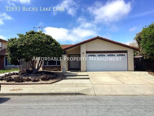 Building Photo - 32693 Bucks Lake Ln