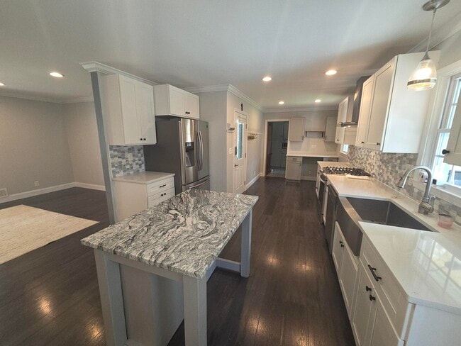 Photo - 4064 Cedar Knoll Dr