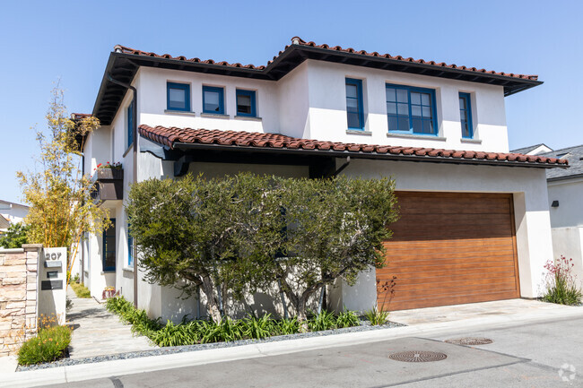 Building Photo - 207 Via Jucar Rental
