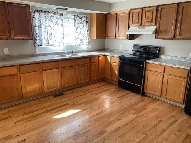 Photo - 1930 Baird St Unit #1