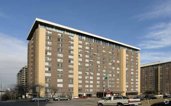 Photo - The Metropolitan Condos