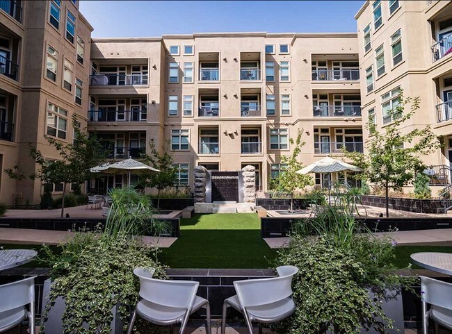 Courtyard lounge