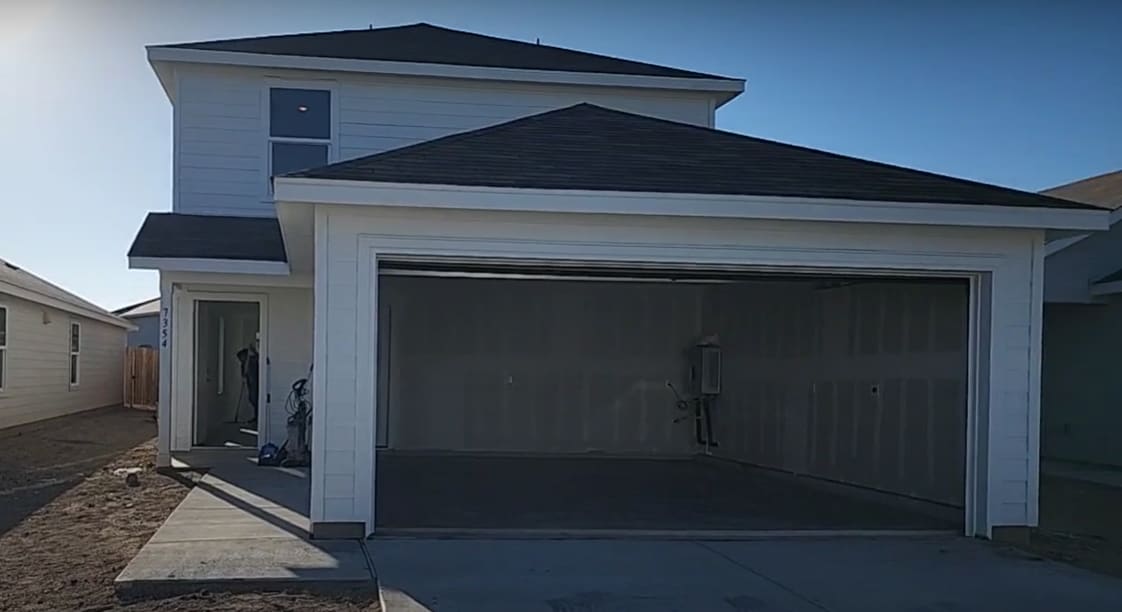 Photo - 7354 Orange Sapphire