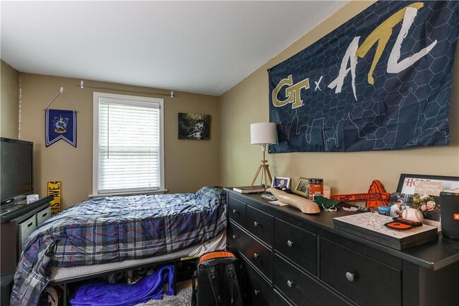 Photo - 1118 Atlantic Dr NW