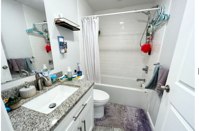 Photo - 69 Burrell St Unit 3