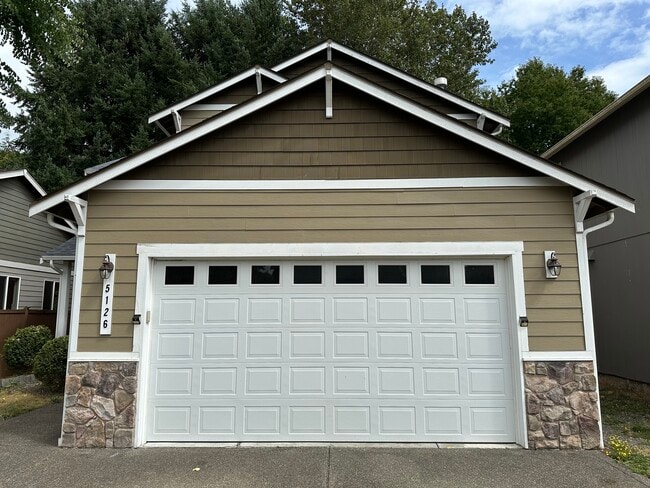 Building Photo - 5126 Slate Ct SE Rental