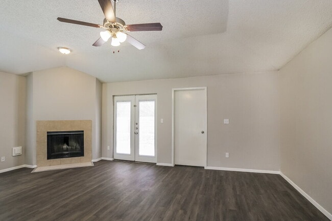 Photo - 9723 Orangevale Dr
