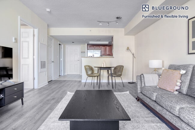 Photo - 901 15th St S Unit FL10-ID374