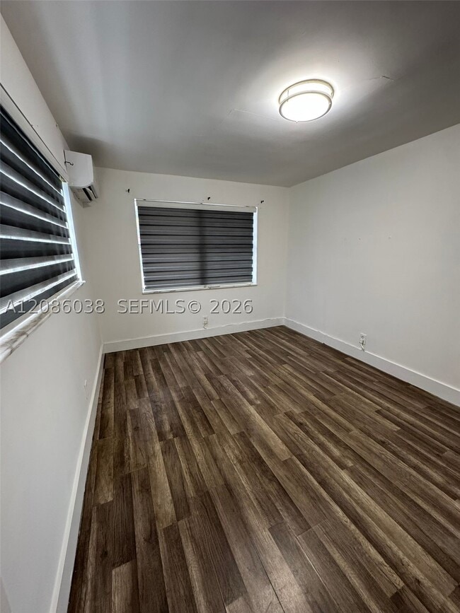 Photo - 685 SW 7th Terrace Unit 2