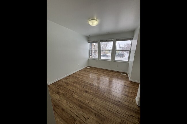 Photo - 10509-10122 122 Ave NW Unit 10509 - Main