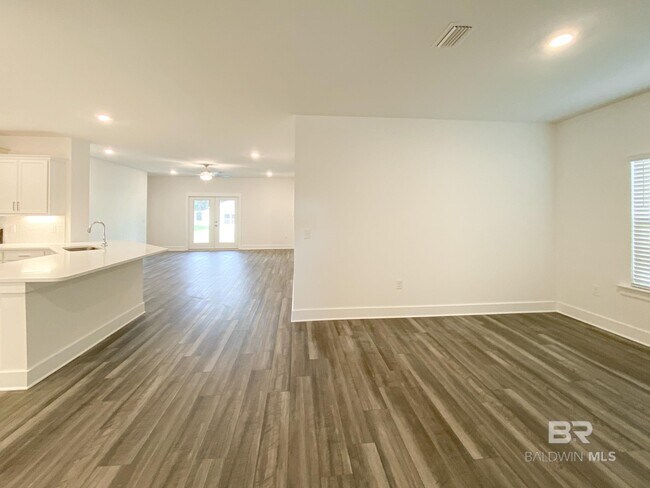 Photo - 510 Hardwood Ave