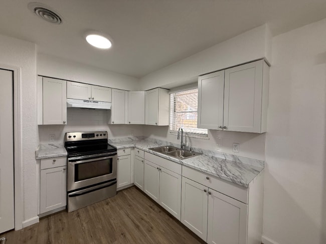 Photo - 4410 Moana Dr