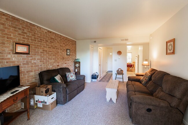 Photo - 87 Valley Rd Unit 87D