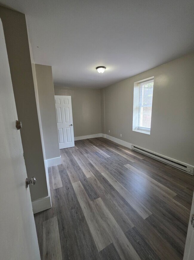 Photo - 1914 W Dauphin St Unit 2nd Floor - B