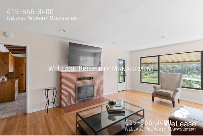 Photo - 3600 Willow St Unit Upstairs