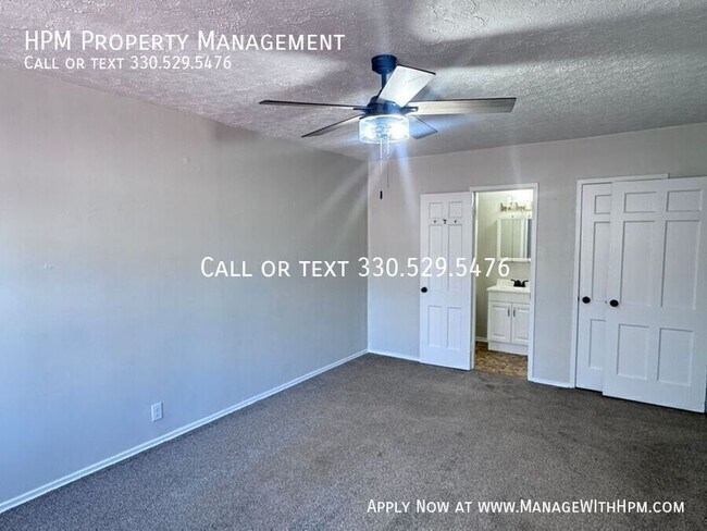 Photo - 3270 Warrensville Center Rd Unit F-305