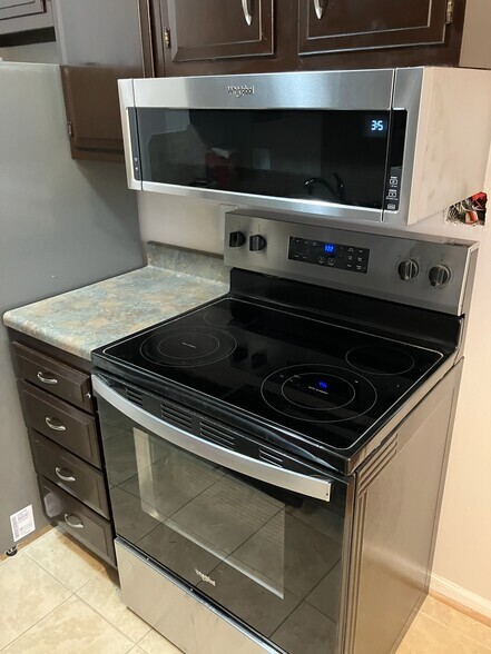 Photo - 4419-4425 Lela Ave NE