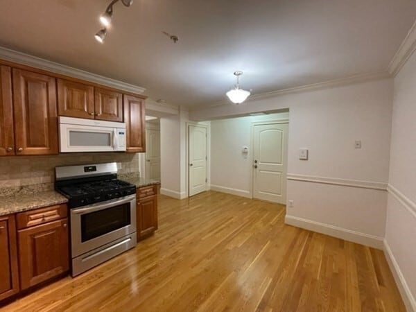 Photo - 255 Winter St Unit 304