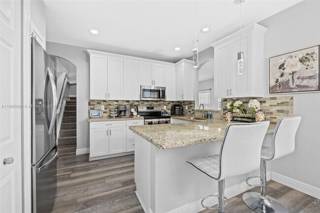 Building Photo - 10541 NW 56th Pl