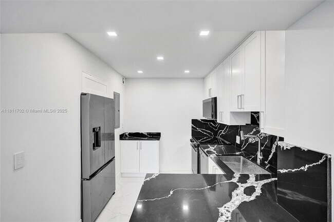 Photo - 3625 N Country Club Dr Unit 2310