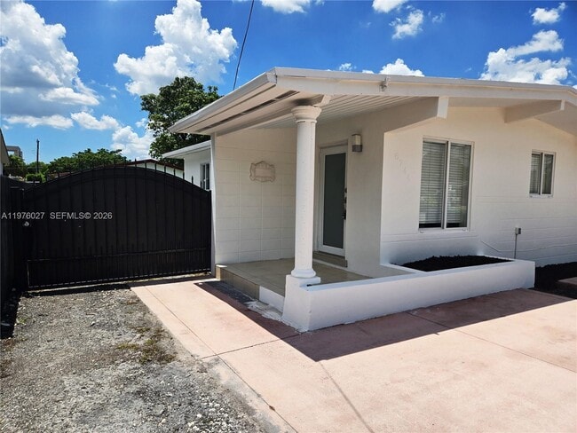 Photo - 6744 SW 21st St