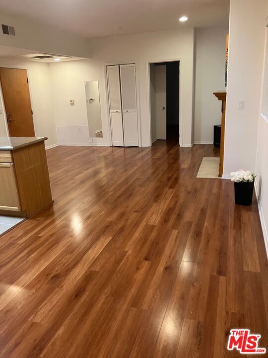 Photo - 1952 Selby Ave Unit 103