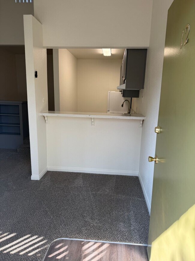 Photo - 4171 California Ave Unit 12