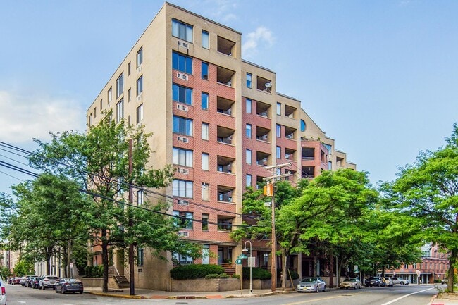 Building Photo - 300 NEWARK St Unit 6M