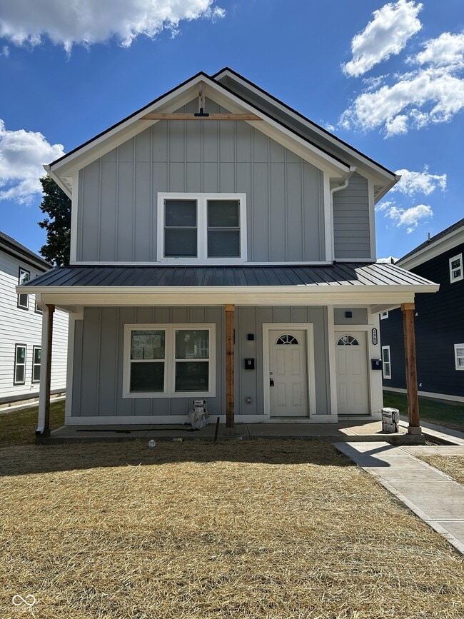 Building Photo - 44 E Parkview Ave Unit A