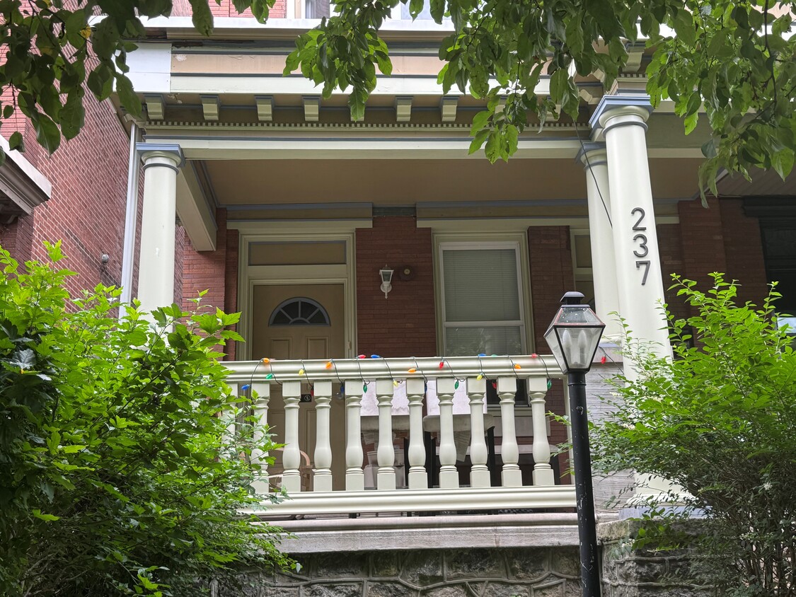 Photo - 237 S 46th St (Philadelphia, PA)