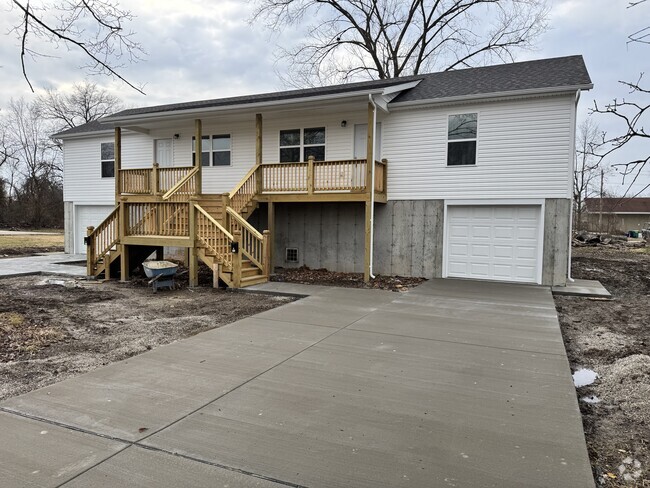 Building Photo - 709 S 3rd St Rental