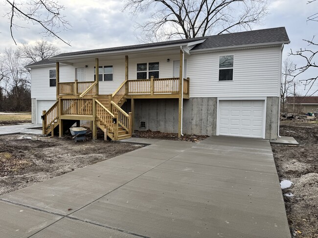 Building Photo - 709 S 3rd St Rental