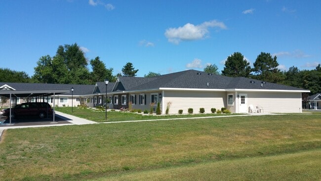 Photo - 529 E 2nd St