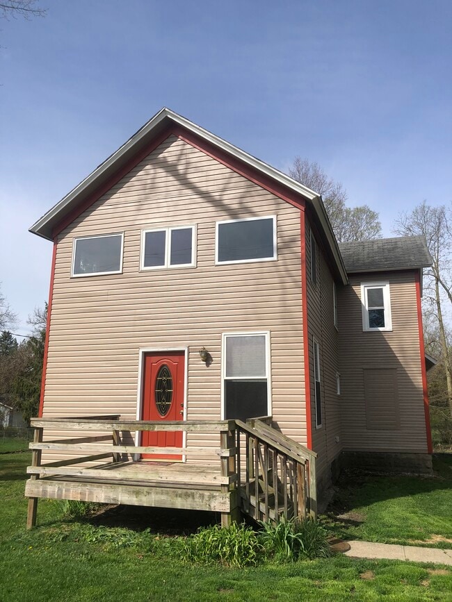 704 N Wilson St Unit 704 N Wilson Apt. #1