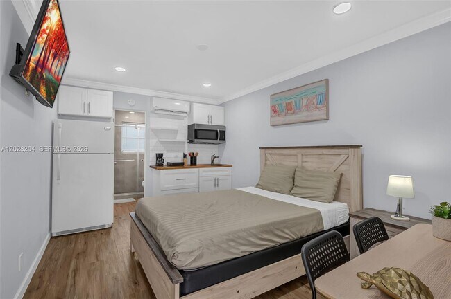 Photo - 1716 SW 11th Ct Unit 2
