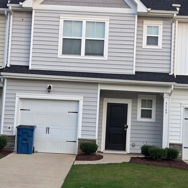 Building Photo - 8149 Sheffield Dr Rental