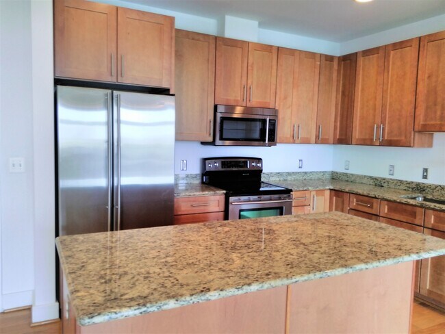 Photo - 2772 Lighthouse Point E Unit 212