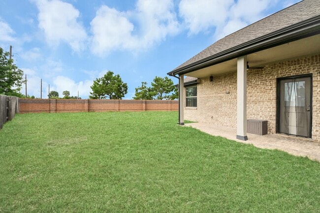Building Photo - 23003 Penstemon Trail