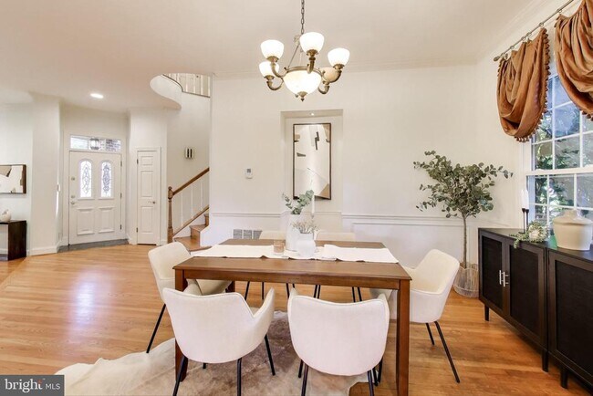 Photo - 7806 Fox Gate Ct House