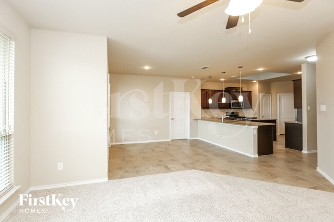 Photo - 517 Gannet Trl