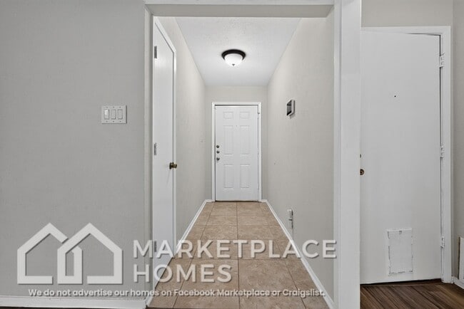 Photo - 1707 Provident Ln