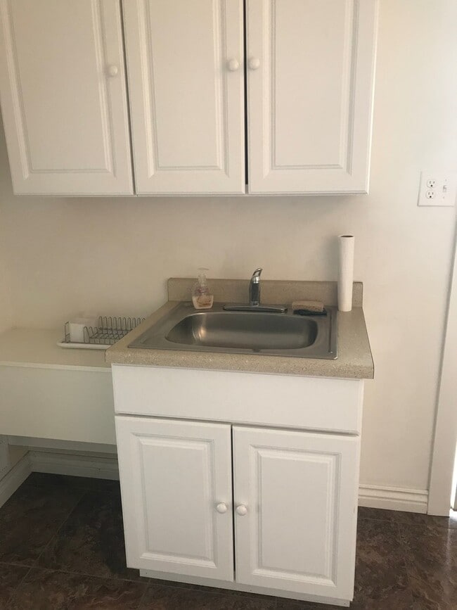 Photo - 2885 Van Buren Ave Unit 2885 Van Buren Ave #3