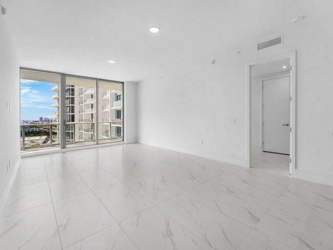 Photo - 220 Lake Shore Dr Unit # 1415