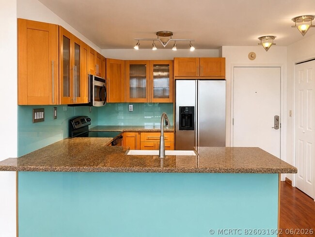 Photo - 600 NE 36th St Unit 309