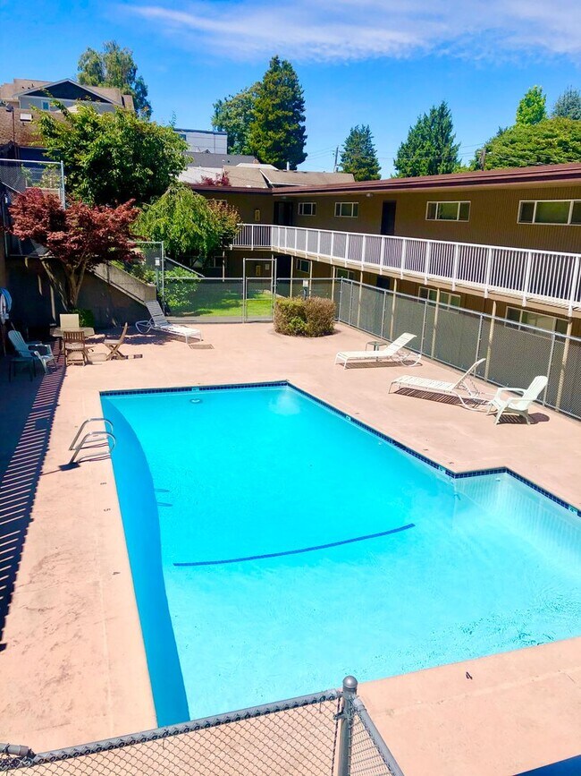 Photo - Queen Anne Terrace