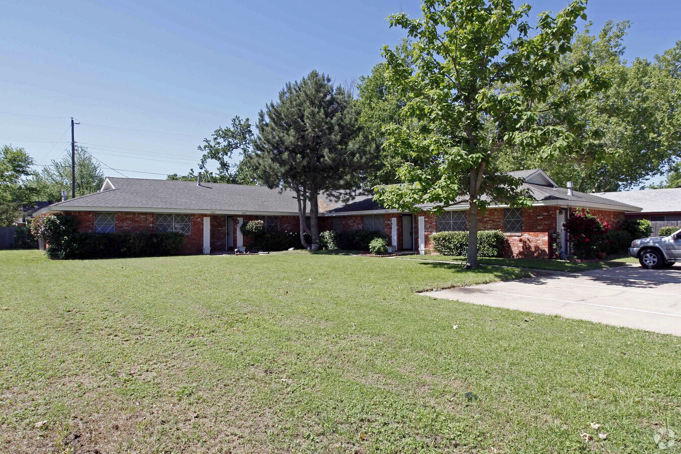 Photo - 1800-1808 Cherry Stone St Apartments