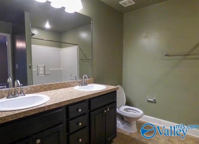 Photo - 110 Copeland Dr House