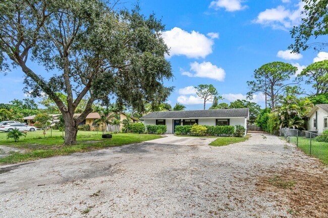 Photo - 5282 2nd Rd