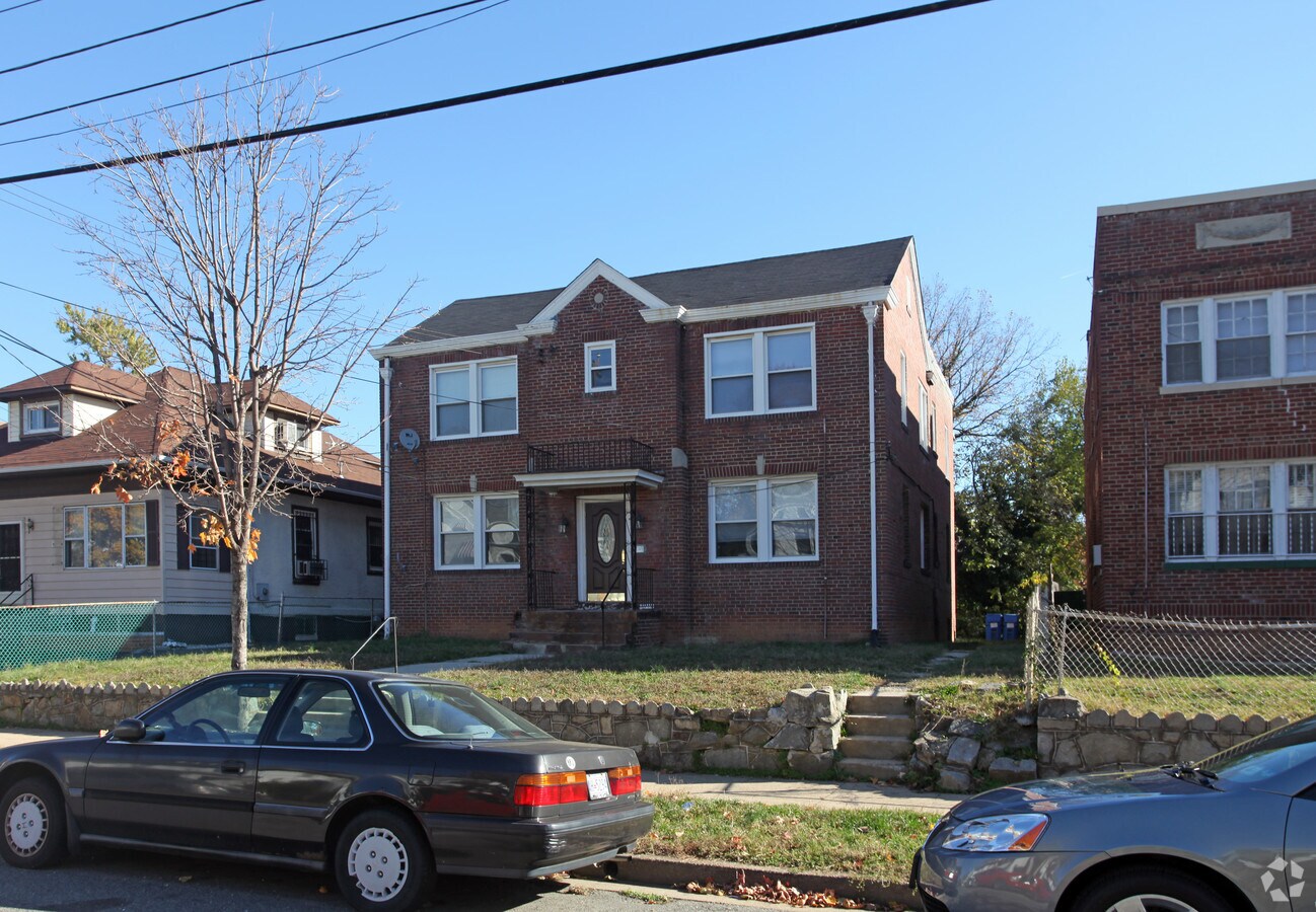 Photo - 3314 5th St SE