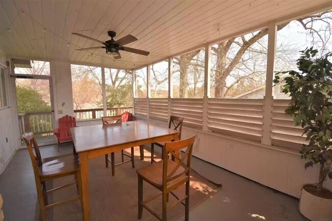 "Hoosier Daddy"- This fully furnished, tur... - "Hoosier Daddy"- This fully furnished, tur... House